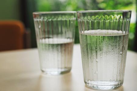 How Staying Hydrated Helps Fight Ageing